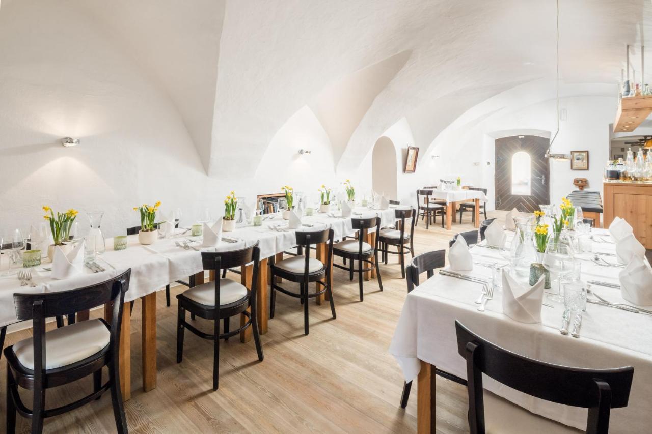Hotel Greif 3*