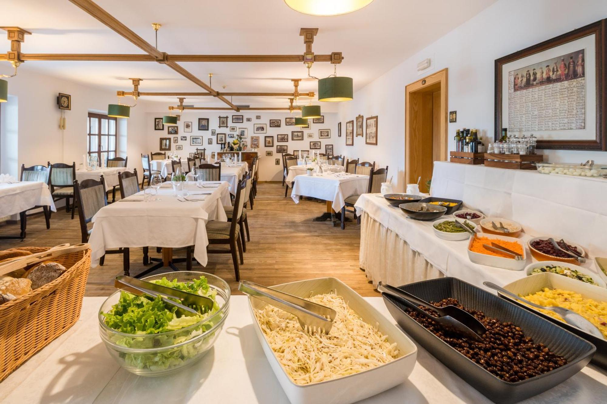 Greif Hotel 3*